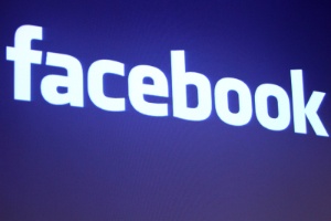 Logotipo da rede social Facebook na sede da empresa na Califórnia, nos Estados Unidos