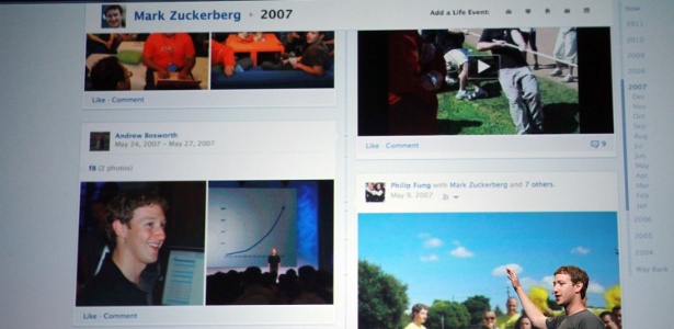 Mark Zuckerberg, CEO do Facebook, mostra recurso timeline em evento na sede da empresa