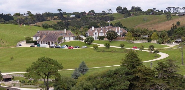 Casa onde Kim Schmitz foi preso em Coatesville, perto de Auckland, na Nova Zelândia