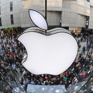Loja da Apple na Alemanha durante o início das vendas do iPad 2 - Christof Stache/AFP