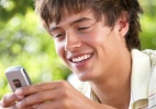 Web no celular tem forte crescimento e chega a metade de jovens no Brasil - ThinkStock