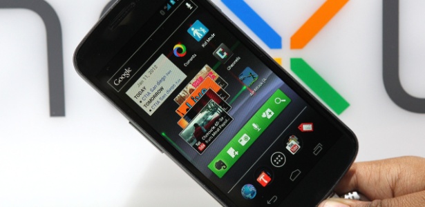 Smartphone Galaxy Nexus S  feito em parceria entre Samsung e o Google