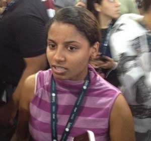 Nilma Santos, 20, afirma que itens de sua barraca foram furtados, na rea de camping do evento