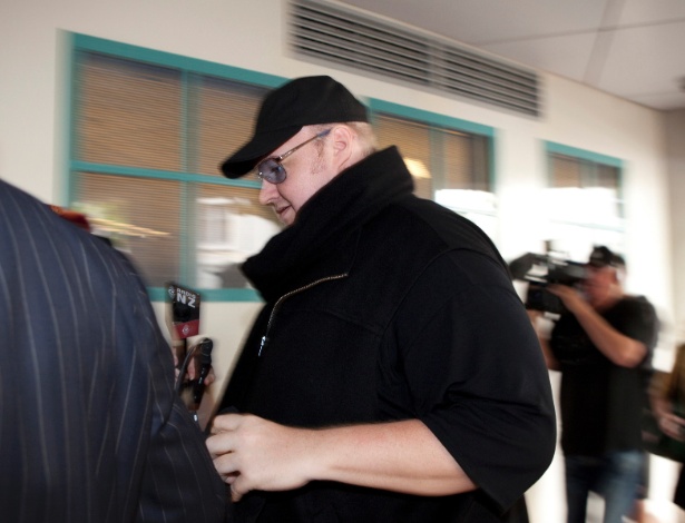 Kim Dotcom, fundador do Megaupload, deixa prisão após pagar fiança em 21 de fevereiro - Gino Demeer/Reuters